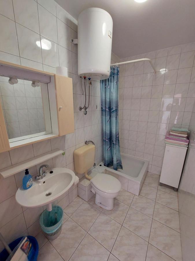 Apartments Neva & Neva Beach House Srima Ngoại thất bức ảnh