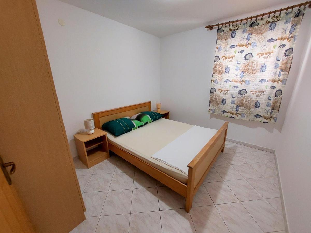 Apartments Neva & Neva Beach House Srima Ngoại thất bức ảnh