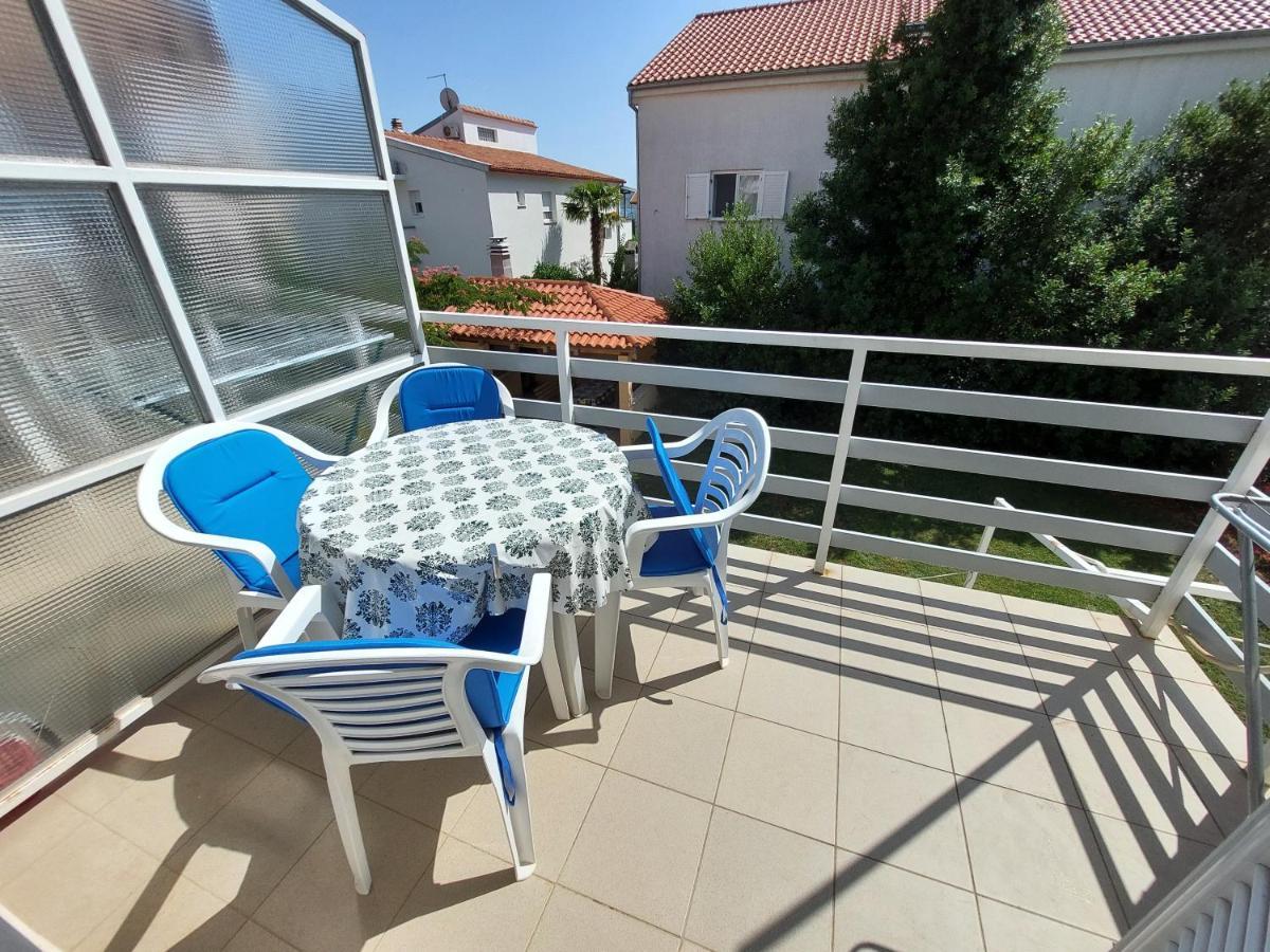 Apartments Neva & Neva Beach House Srima Ngoại thất bức ảnh
