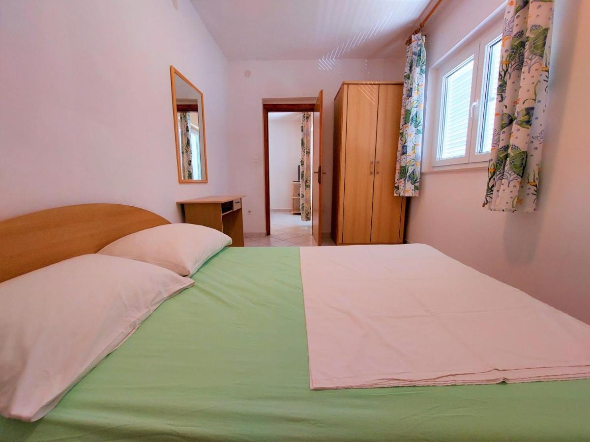 Apartments Neva & Neva Beach House Srima Ngoại thất bức ảnh
