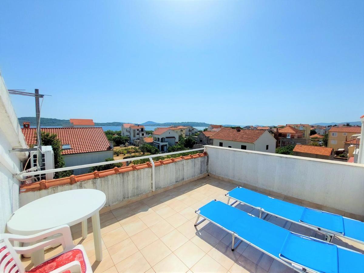 Apartments Neva & Neva Beach House Srima Ngoại thất bức ảnh